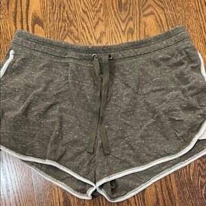 Athletic Works Dark Green Women's Athletic Shorts